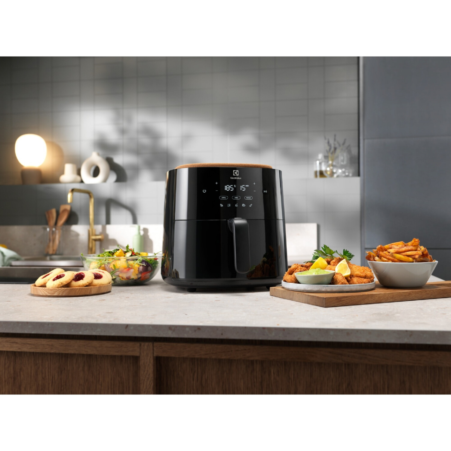Freidora de aire - ELECTROLUX EAF5B, 1500 W, 5 l, Inox